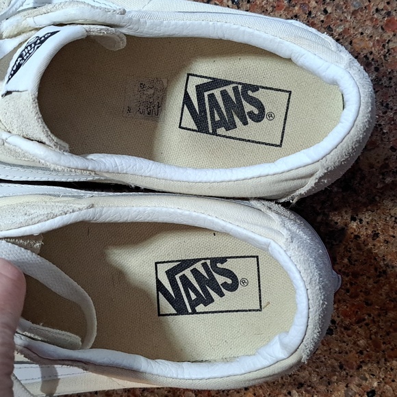 VANS.M8.5-W10 - Picture 4 of 11